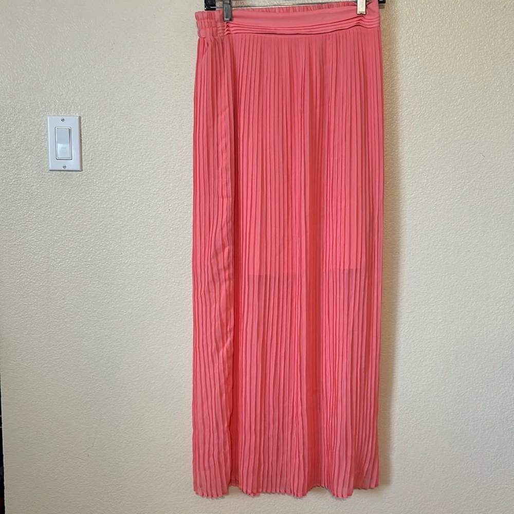 WHITE/BLACK WOMENS SKIRT